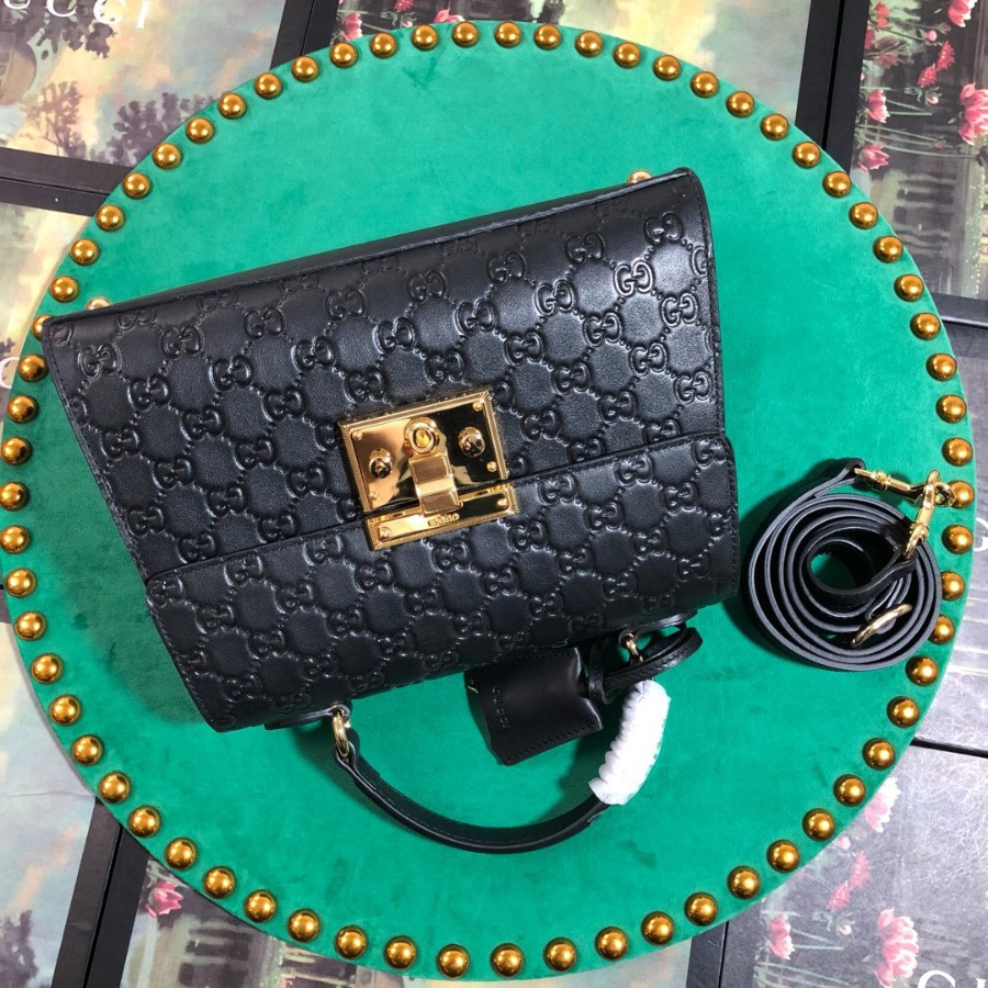 453188 Padlock Gucci Signature top handle bag