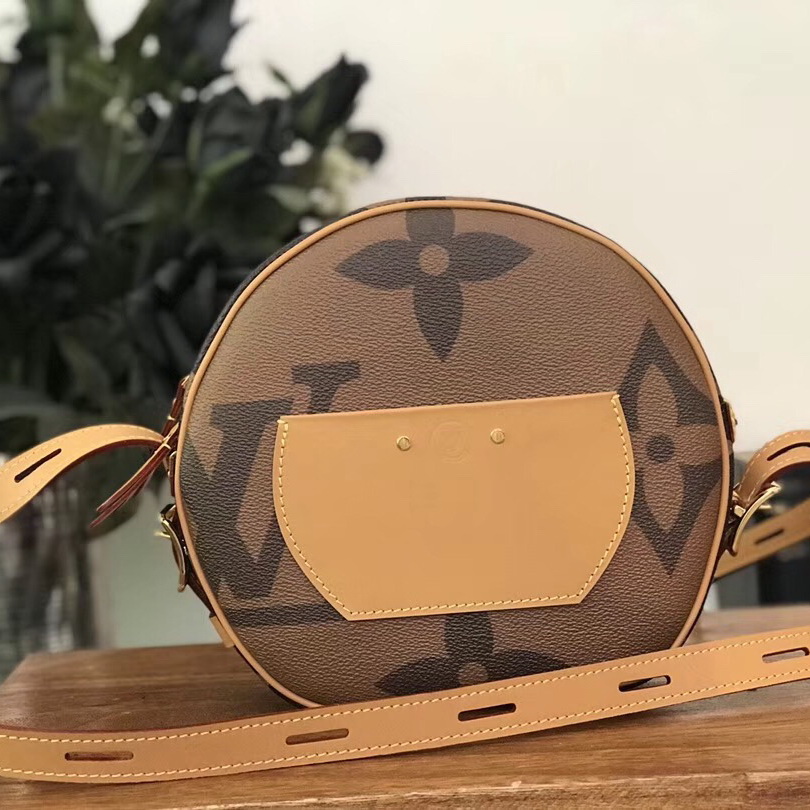M44604 BOITE CHAPEAU SOUPLE, Louis Vuitton LV