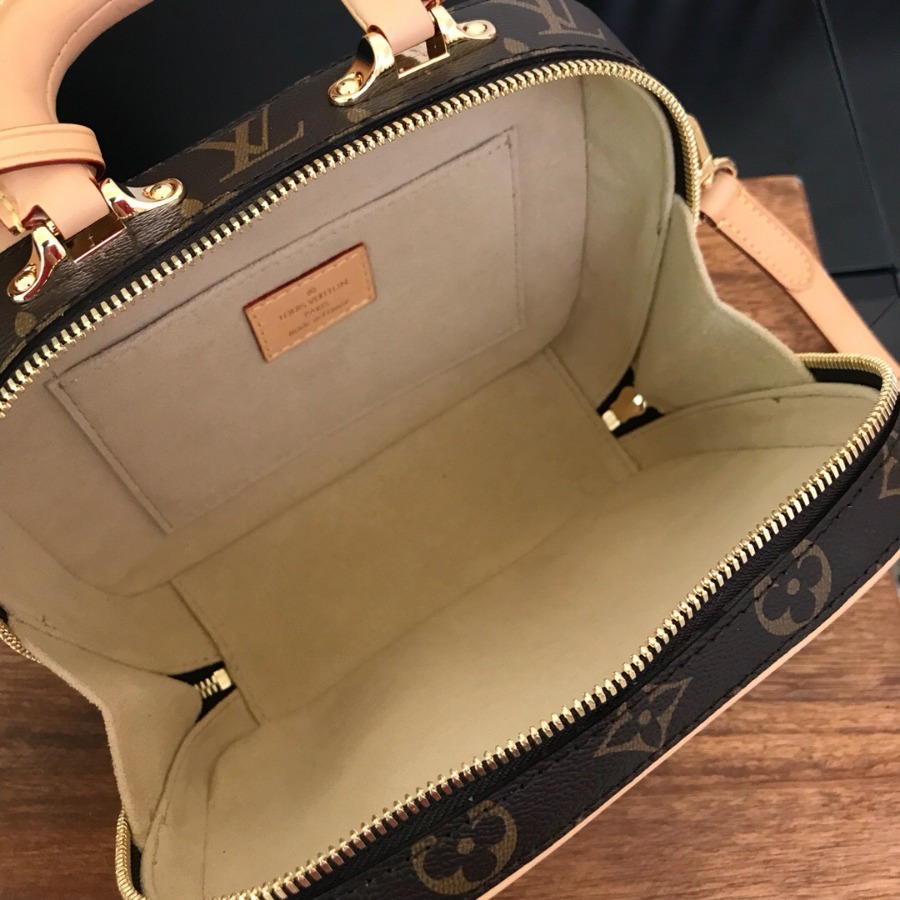 M44582 LUGGAGE, Louis Vuitton LV