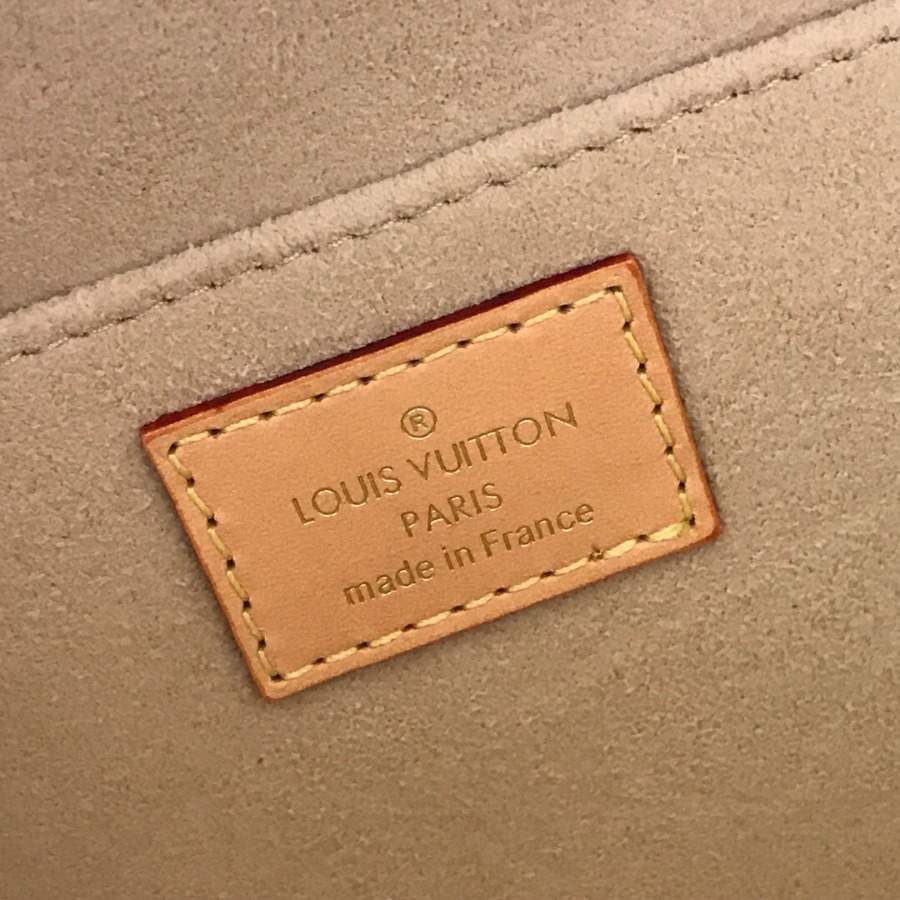 M44582 LUGGAGE, Louis Vuitton LV