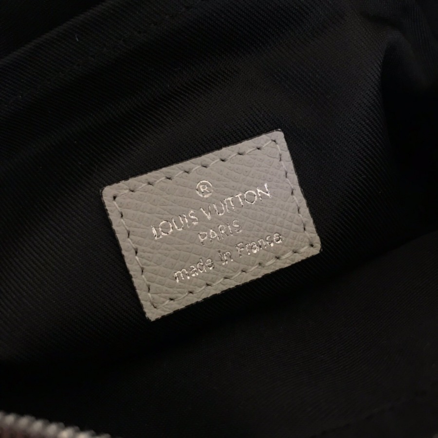 M30243 OUTDOOR MESSENGER, Louis Vuitton LV