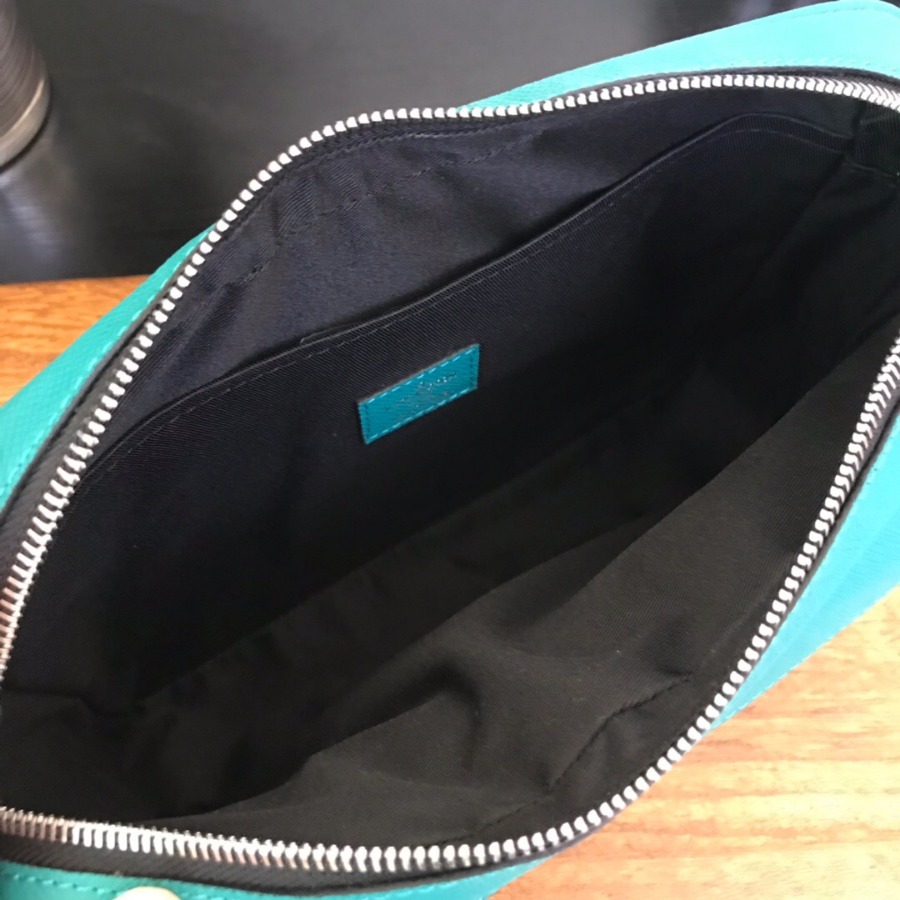 M30241 OUTDOOR MESSENGER, Louis Vuitton LV