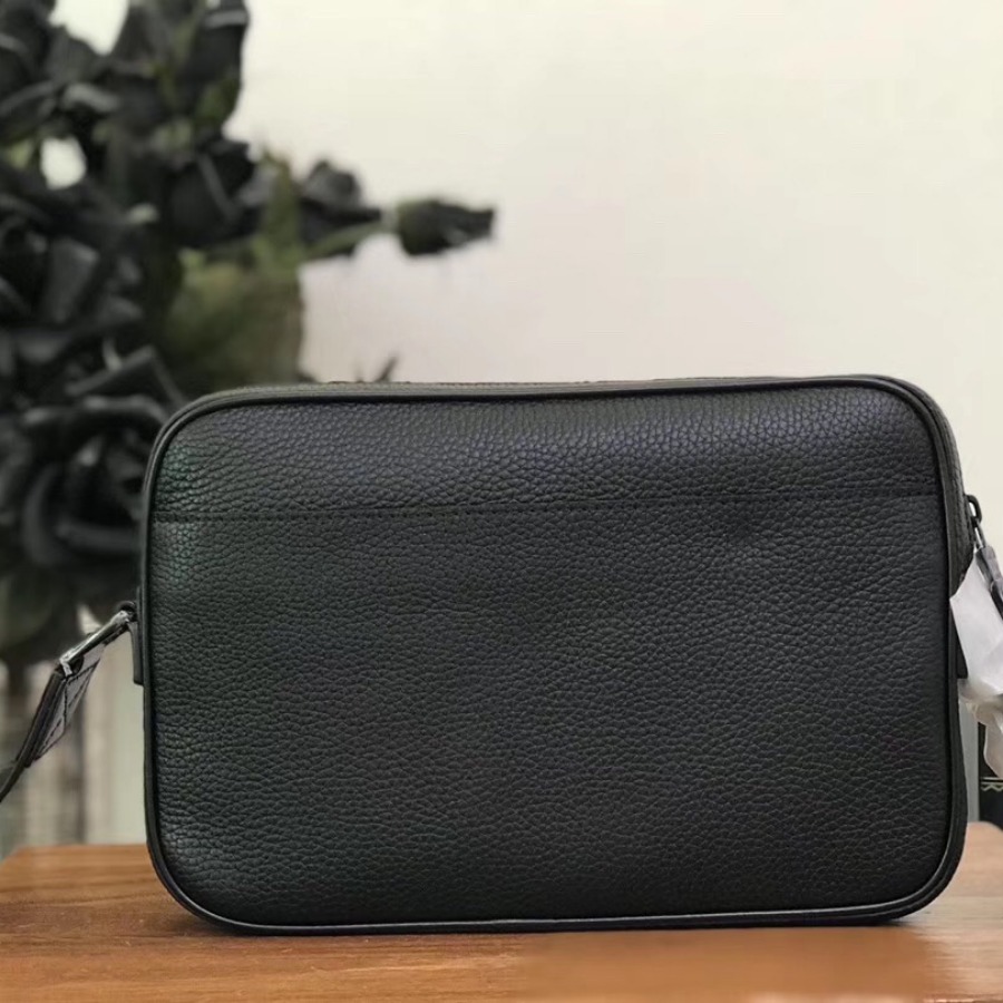 M52767 ALPHA MESSENGER, Louis Vuitton LV