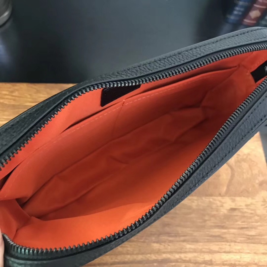 M52767 ALPHA MESSENGER, Louis Vuitton LV