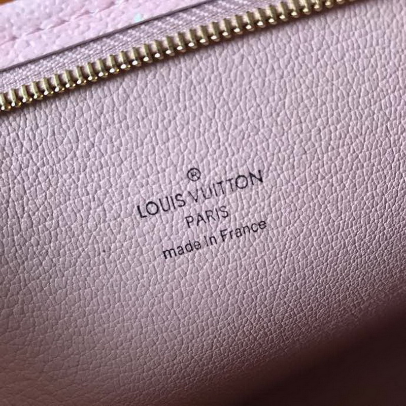 M67692 TOILET POUCH XL, Louis Vuitton LV