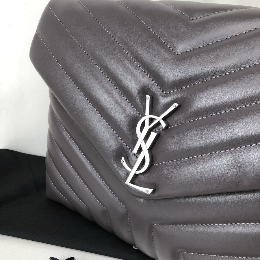 487216, YSL Saint Laurent, MEDIUM LOULOU CHAIN BAG, Y MATELASSÉ LEATHER