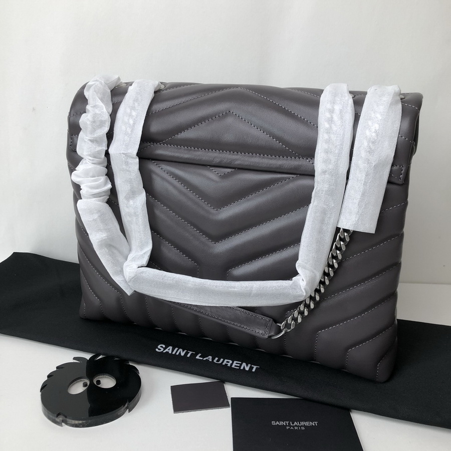 487216, YSL Saint Laurent, MEDIUM LOULOU CHAIN BAG, Y MATELASSÉ LEATHER