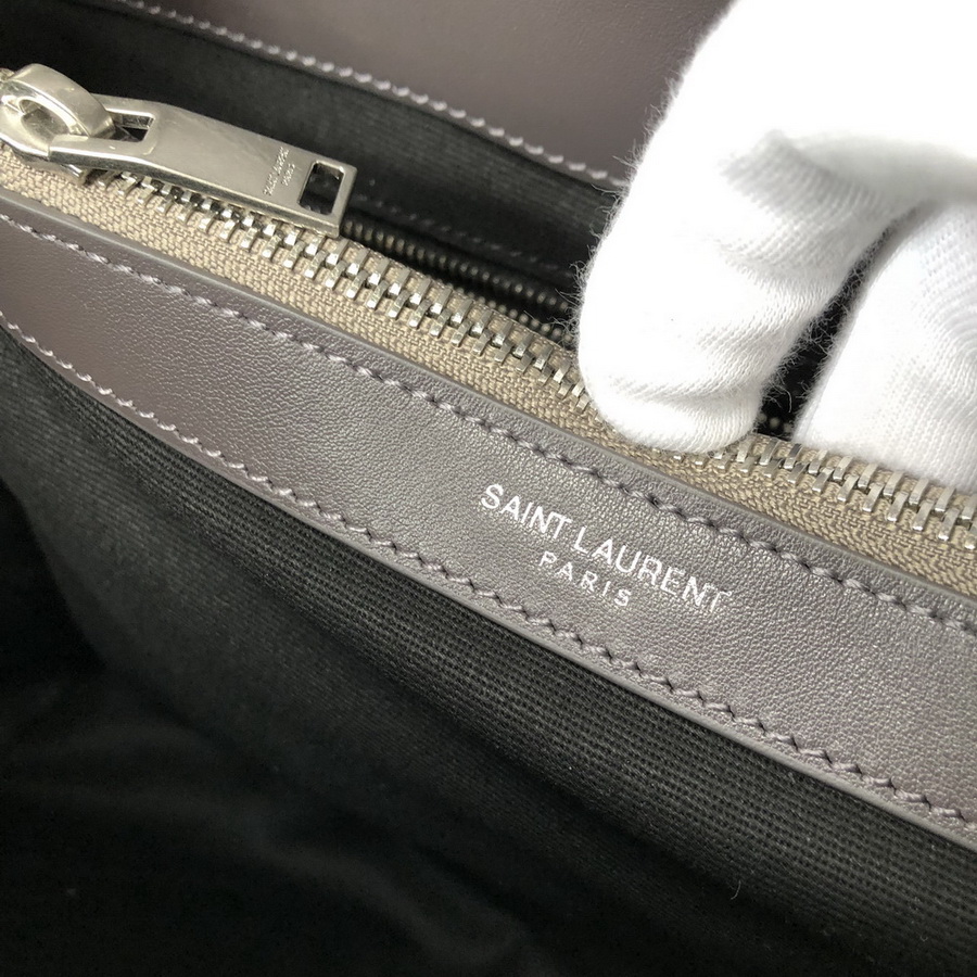 487216, YSL Saint Laurent, MEDIUM LOULOU CHAIN BAG, Y MATELASSÉ LEATHER