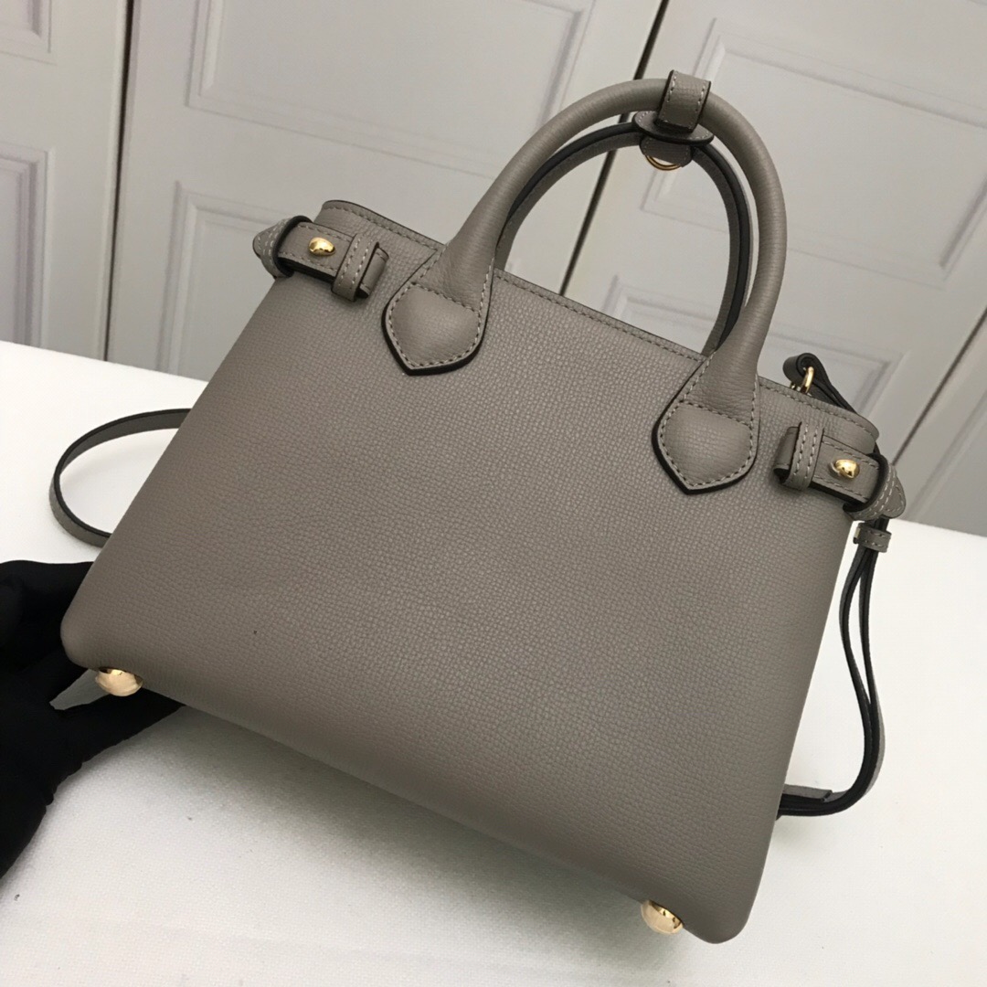 Burberry, 40237001, The Small Banner in Leather and House Check