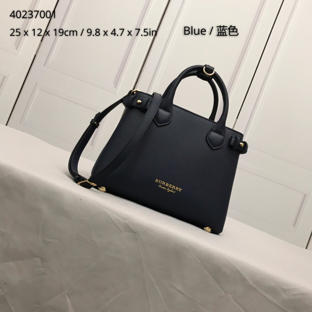 Burberry, 40237001, The Small Banner in Leather and House Check