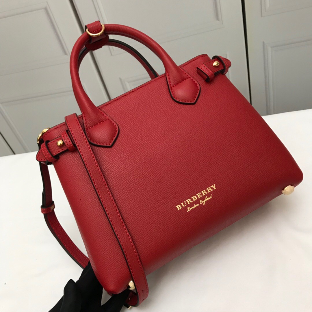 Burberry, 40236931, The Medium Banner in Leather and House Check