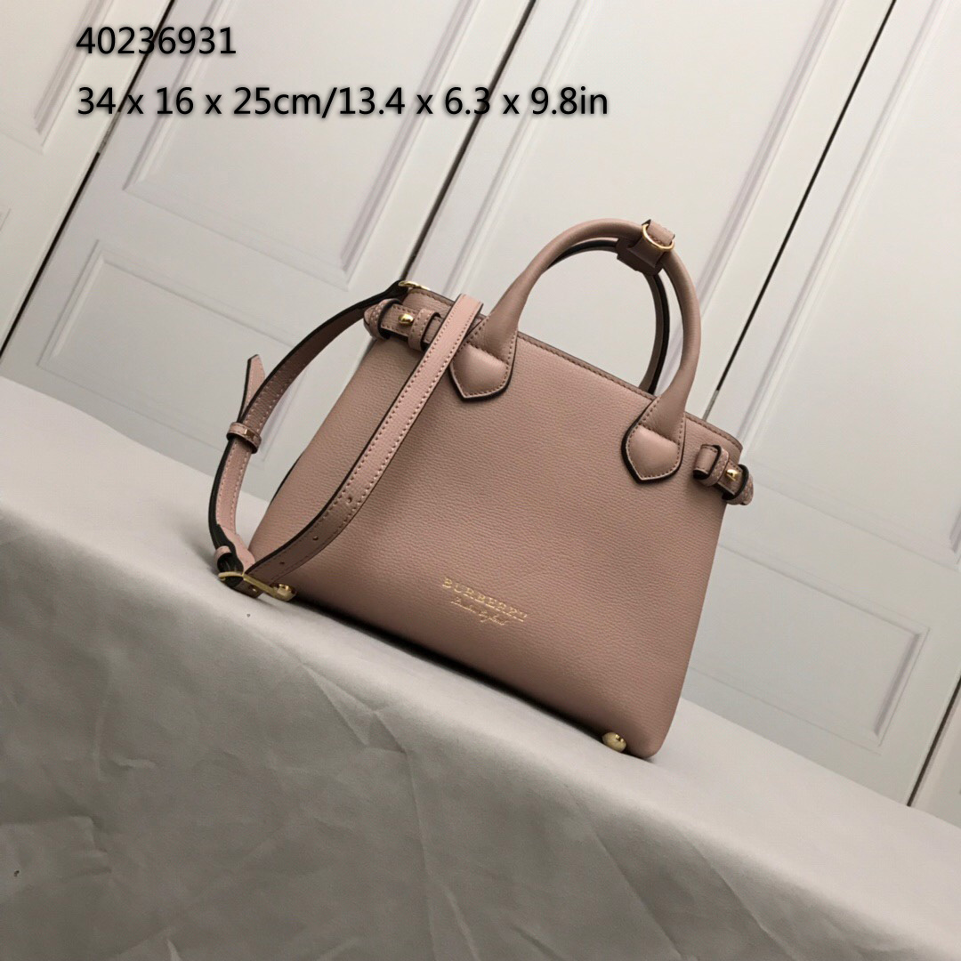 Burberry, 40236931, The Medium Banner in Leather and House Check