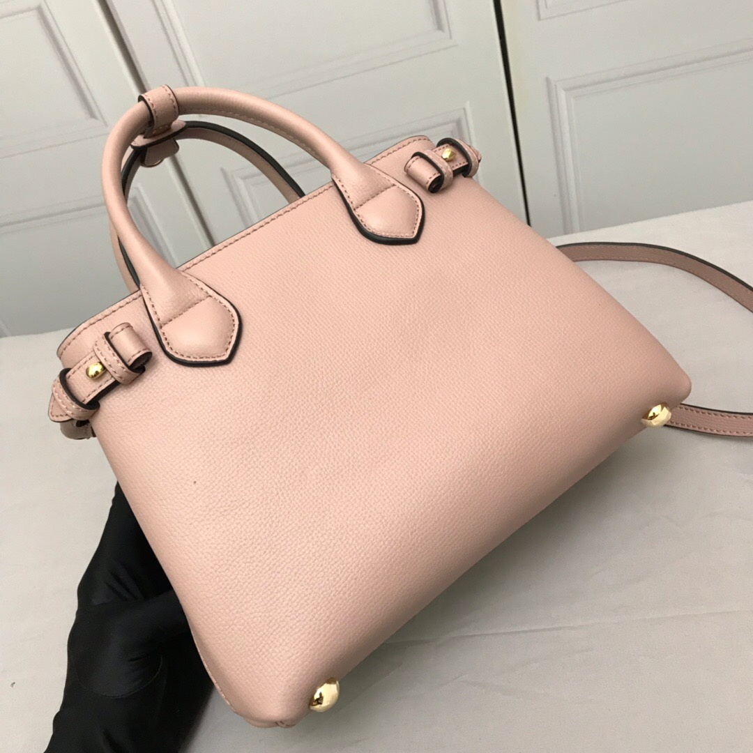 Burberry, 40236931, The Medium Banner in Leather and House Check
