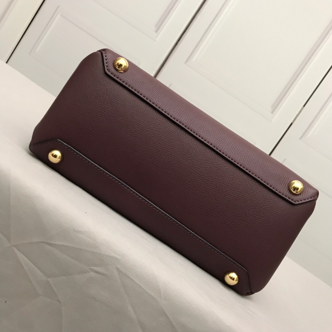 Burberry, 40236931, The Medium Banner in Leather and House Check