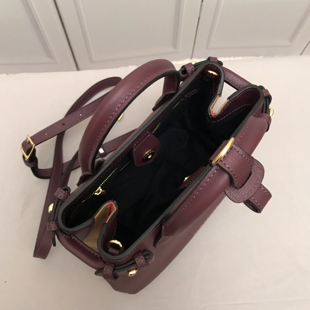 Burberry, 40236931, The Medium Banner in Leather and House Check