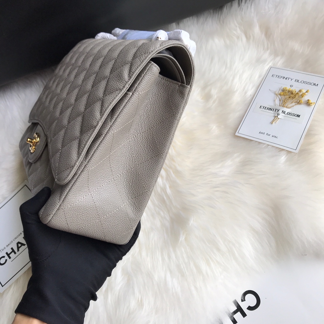 A58601 maxi classic handbag, CHANEL Grained Calfskin 33cm / 12.9in