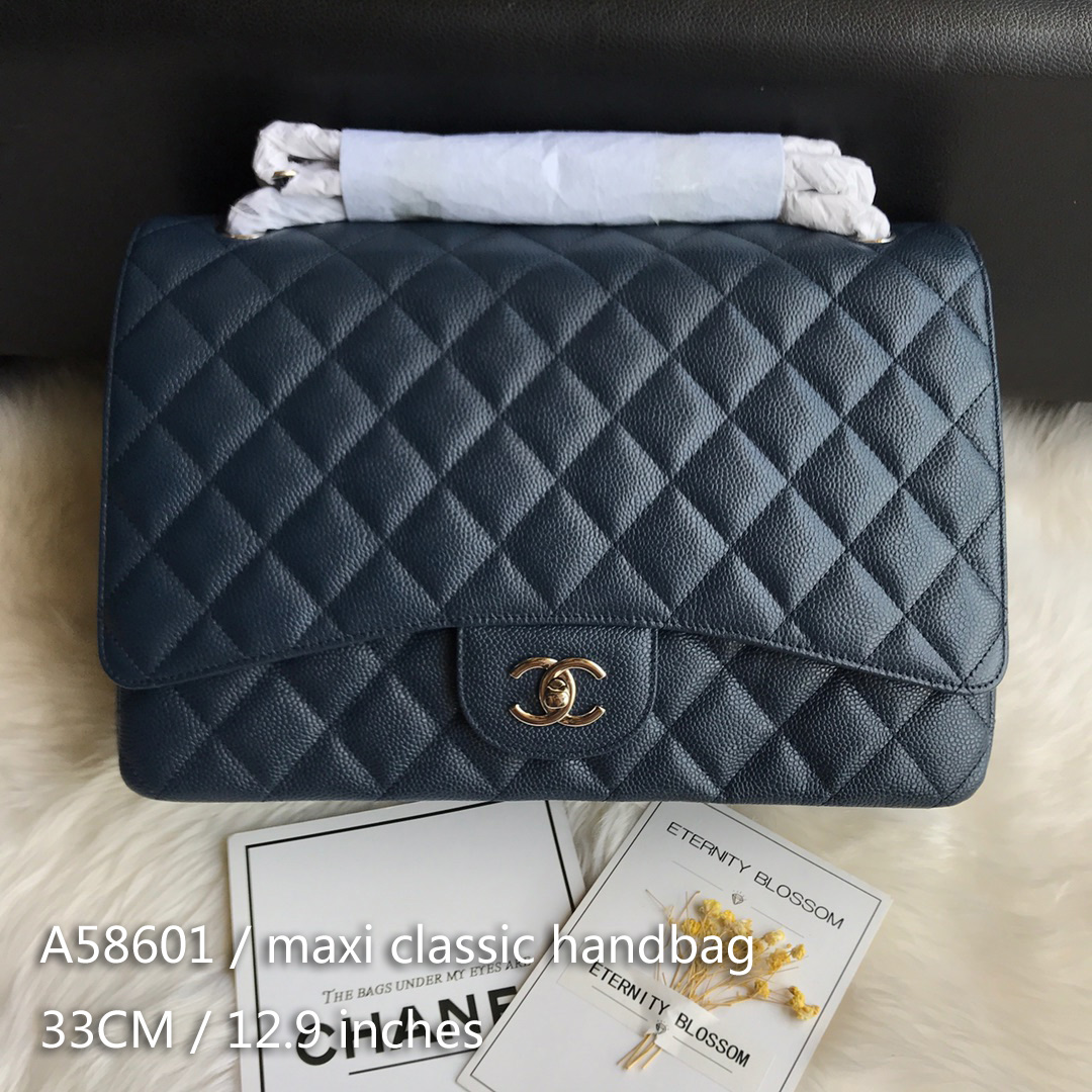 A58601 maxi classic handbag, CHANEL Grained Calfskin 33cm / 12.9in