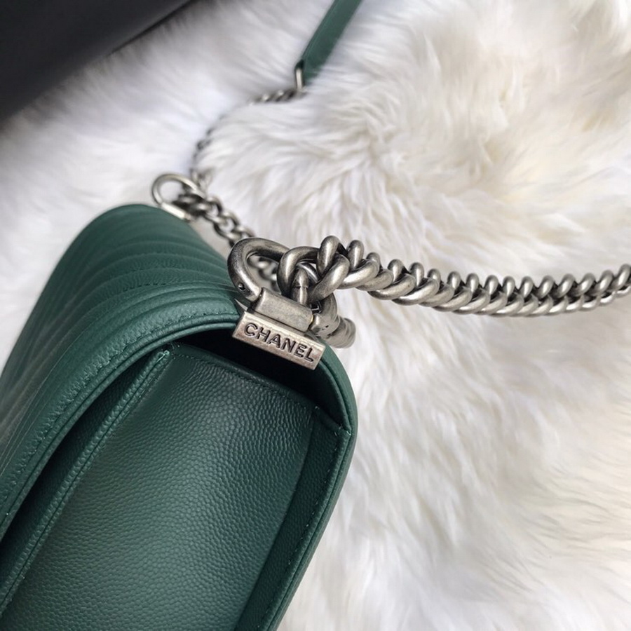  A67086, BOY CHANEL Handbag, Calfskin / CAVIAR