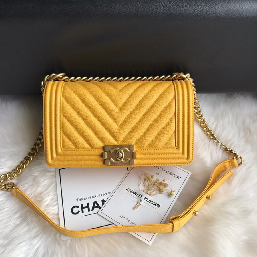  A67086, BOY CHANEL Handbag, Calfskin / CAVIAR