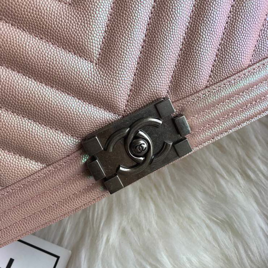  A67086, BOY CHANEL Handbag, Calfskin / CAVIAR