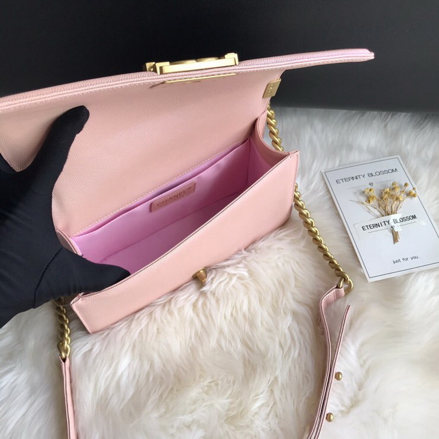  A67086, BOY CHANEL Handbag, Calfskin / CAVIAR