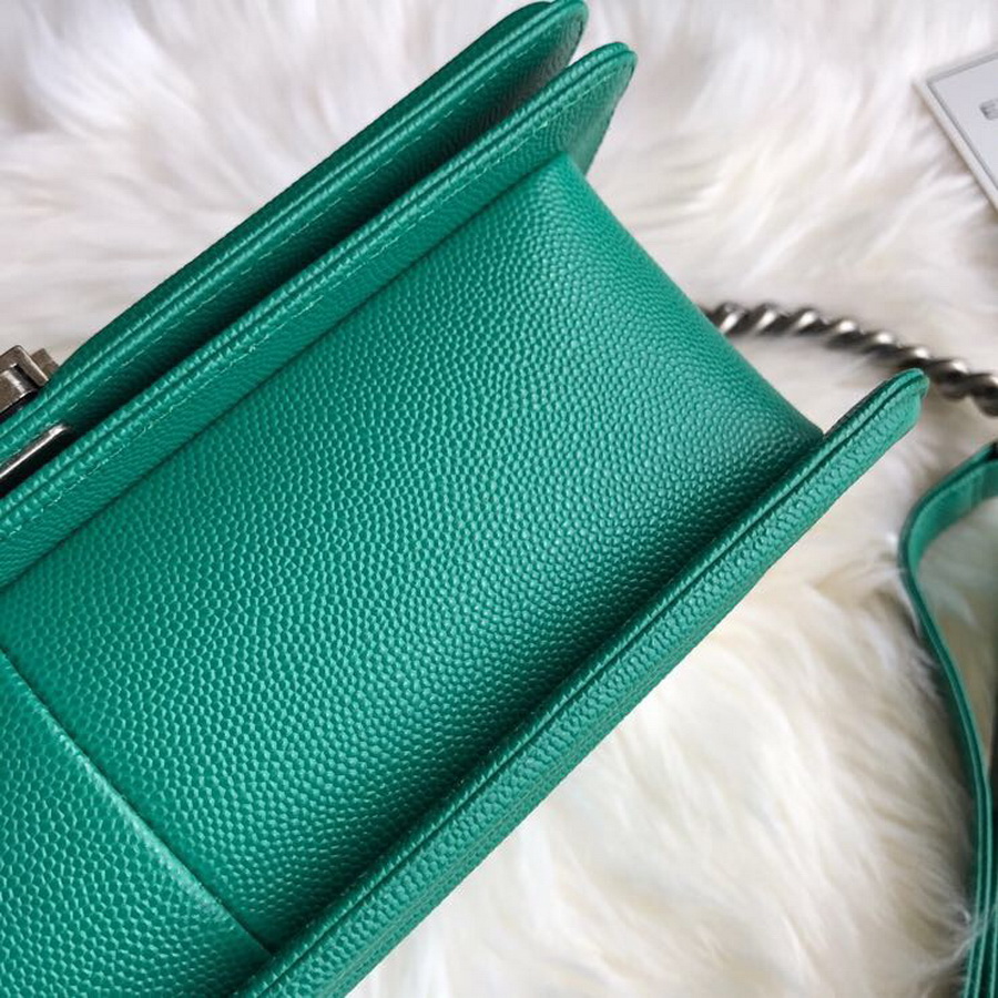  A67086, BOY CHANEL Handbag, Calfskin / CAVIAR