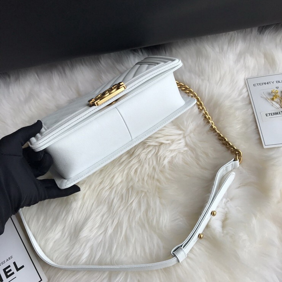  A67086, BOY CHANEL Handbag, Calfskin / CAVIAR