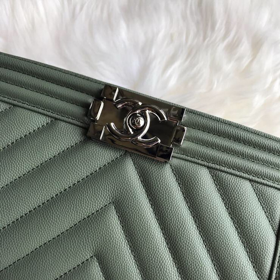  A67086, BOY CHANEL Handbag, Calfskin / CAVIAR