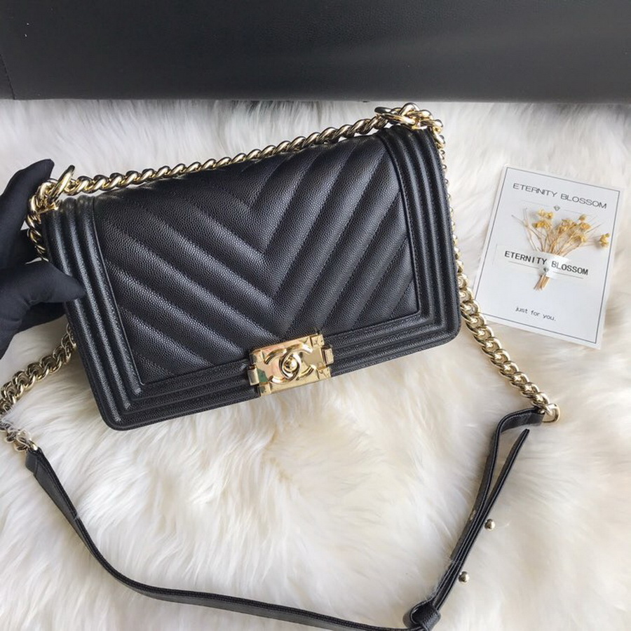  A67086, BOY CHANEL Handbag, Calfskin / CAVIAR