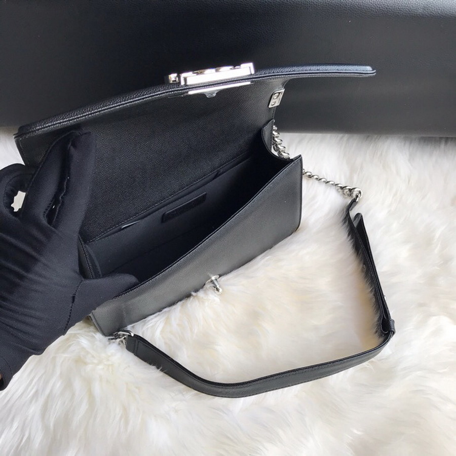  A67086, BOY CHANEL Handbag, Calfskin / CAVIAR