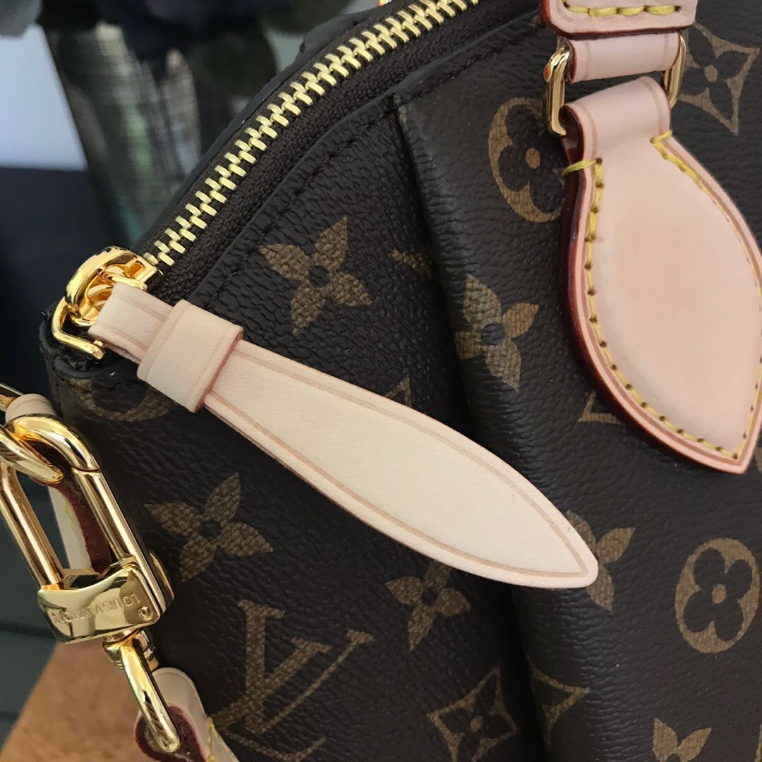 M44546 RIVOLI MM, Louis Vuitton LV Handbags