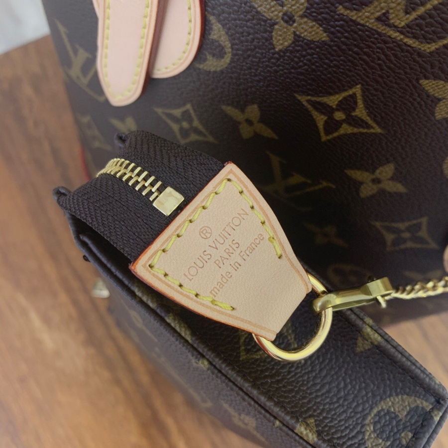 M42238 PETIT BUCKET, Louis Vuitton LV