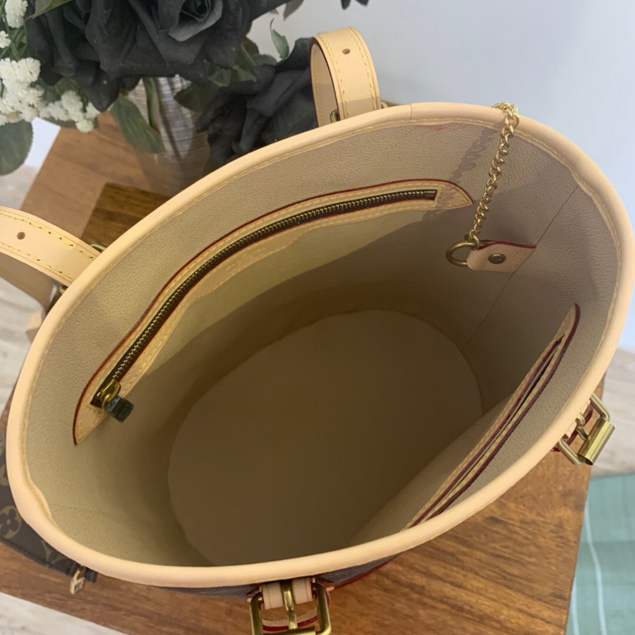 M42238 PETIT BUCKET, Louis Vuitton LV