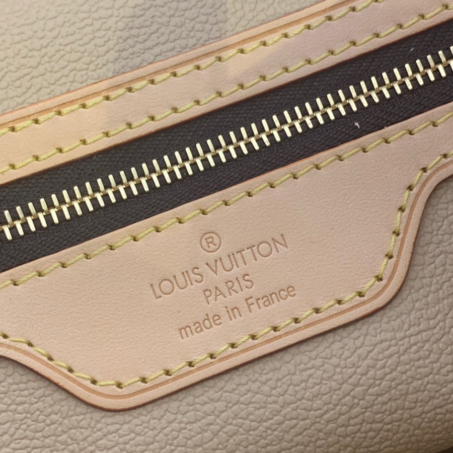M42238 PETIT BUCKET, Louis Vuitton LV