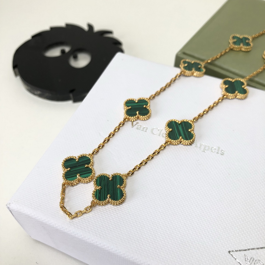 VanCleef&Arpels Necklaces