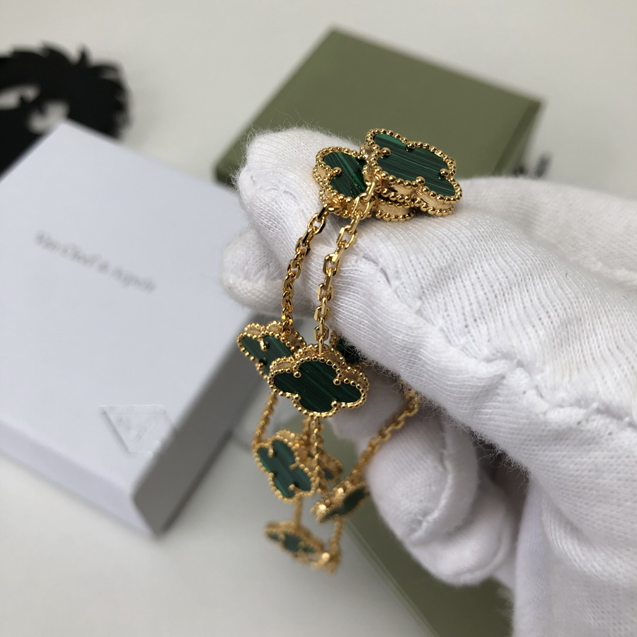VanCleef&Arpels Necklaces