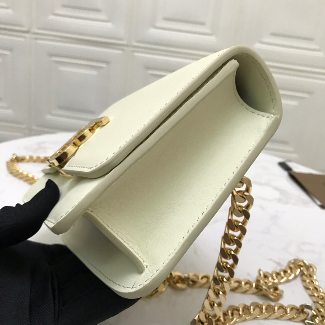 80122001 Belted Leather TB Bag, BURBERRY BAGS