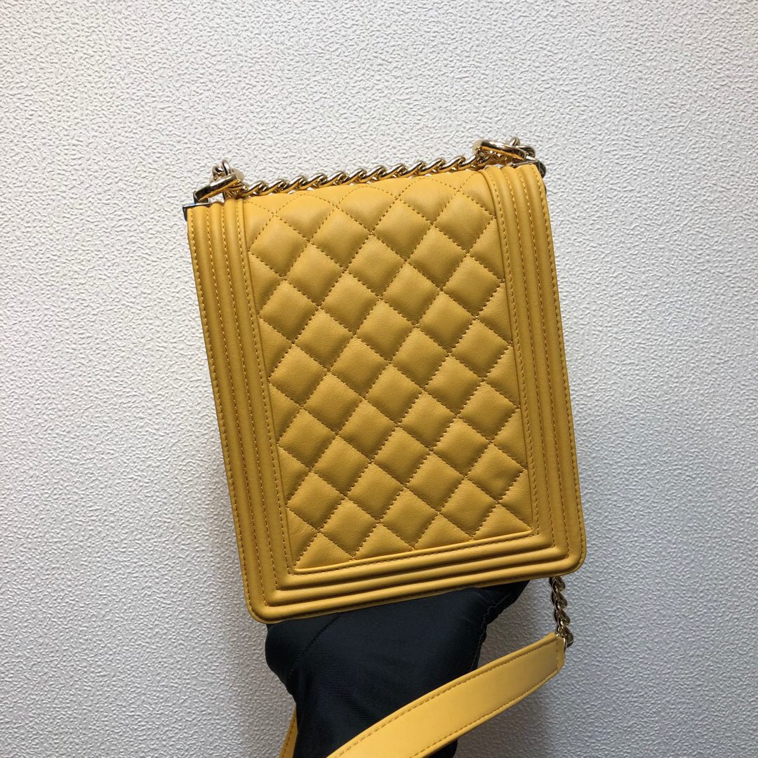  AS0130, BOY CHANEL Handbag