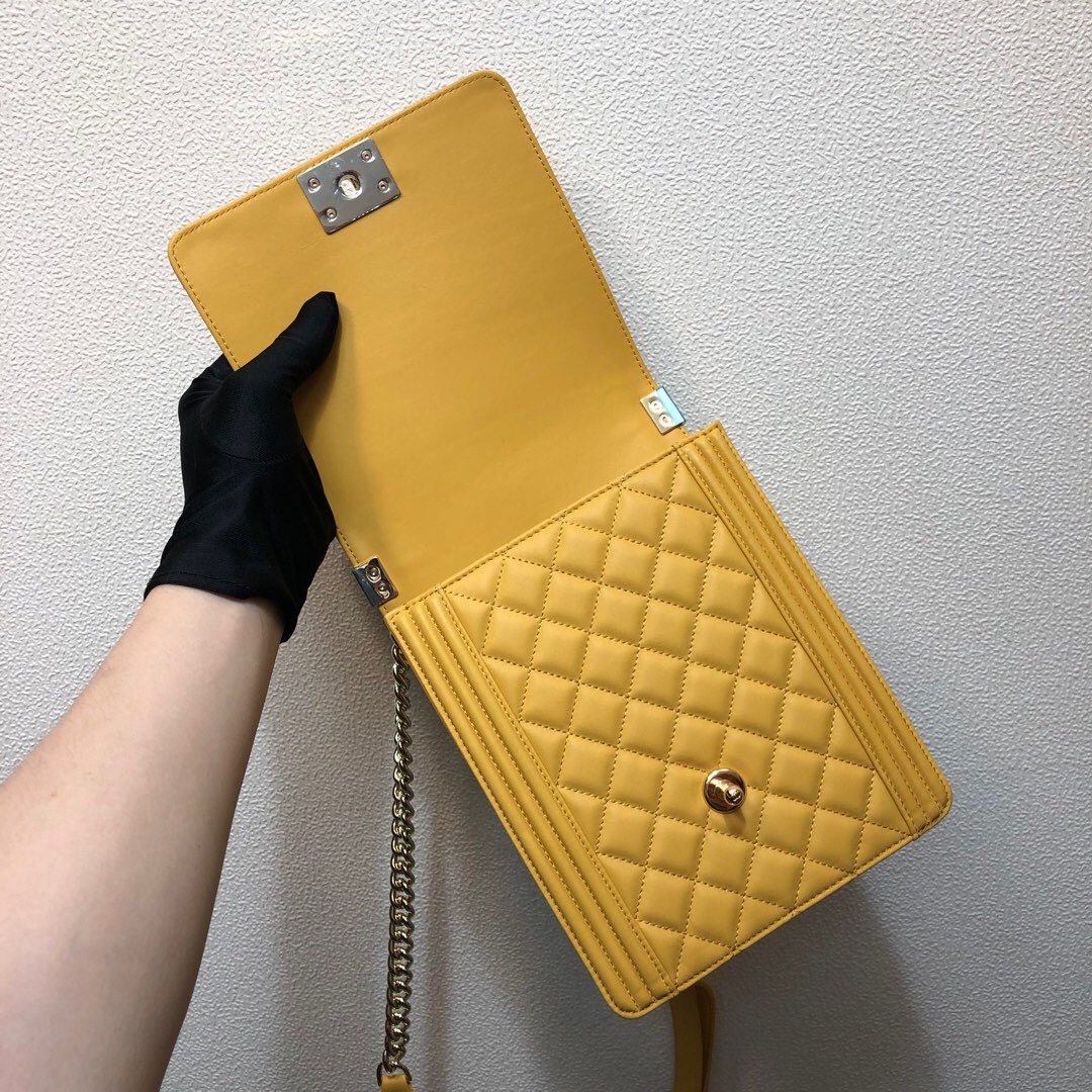  AS0130, BOY CHANEL Handbag