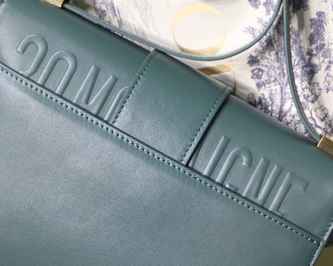  M9203, 30 MONTAIGNE CALFSKIN BAG, DIOR HANDBAG