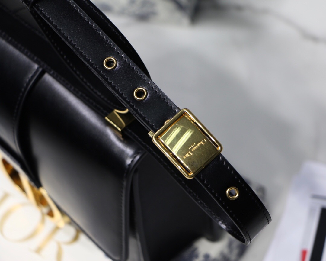  M9203, 30 MONTAIGNE CALFSKIN BAG, DIOR HANDBAG