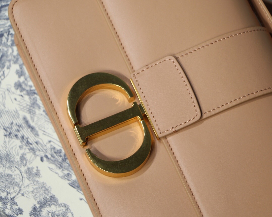  M9203, 30 MONTAIGNE CALFSKIN BAG, DIOR HANDBAG