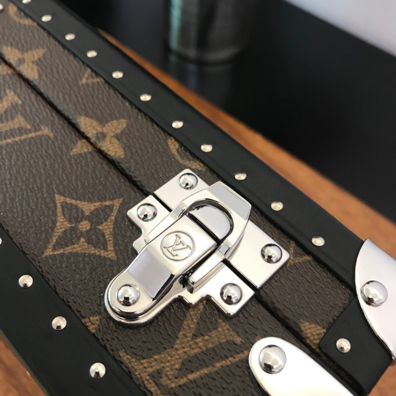 M20101LH, SOFT TRUNK, Louis Vuitton LV