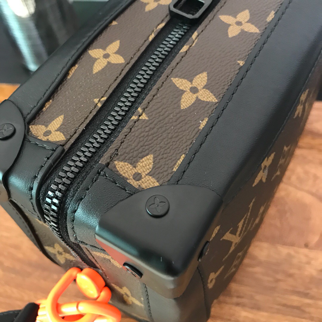 M44427, SOFT TRUNK, Louis Vuitton LV