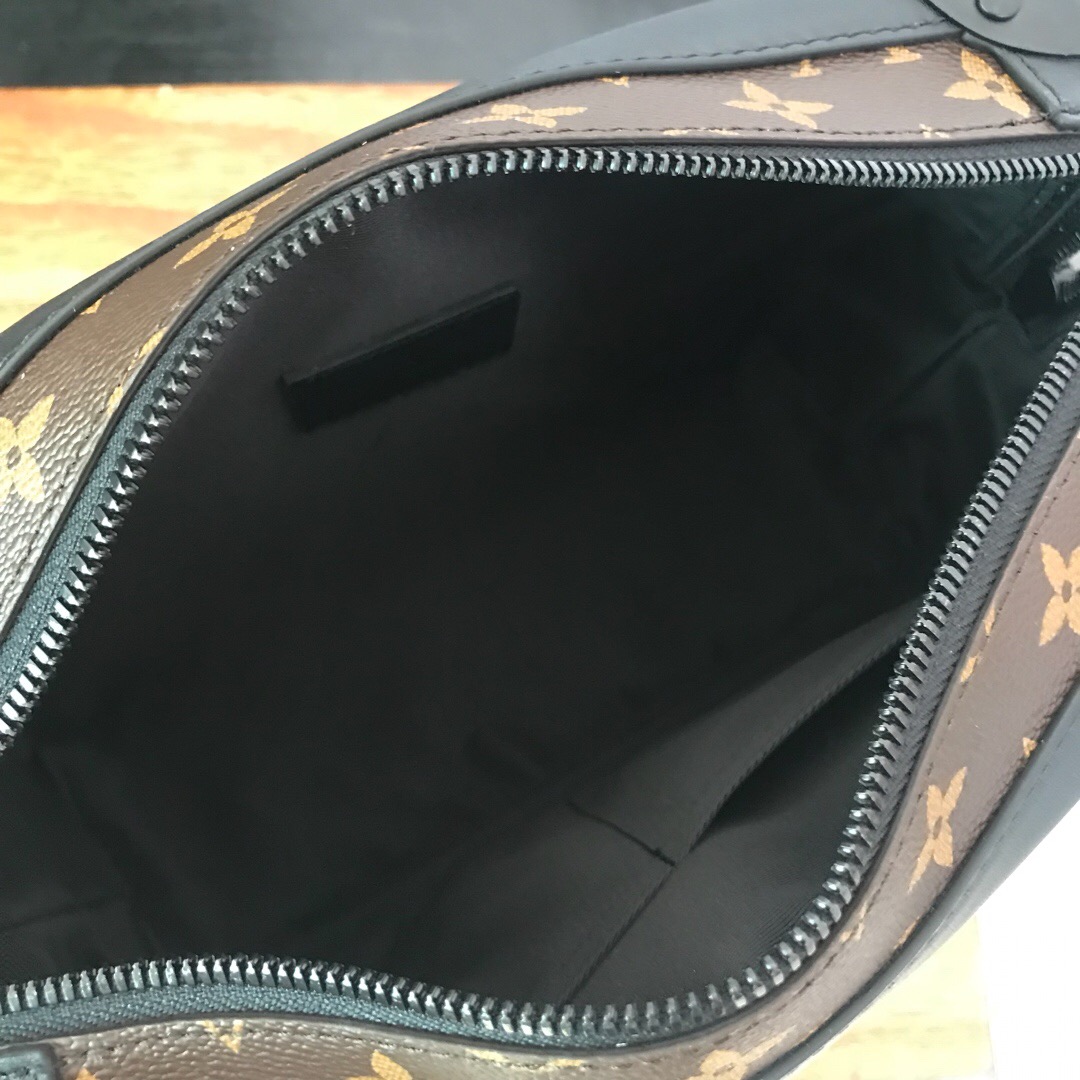 M44427, SOFT TRUNK, Louis Vuitton LV