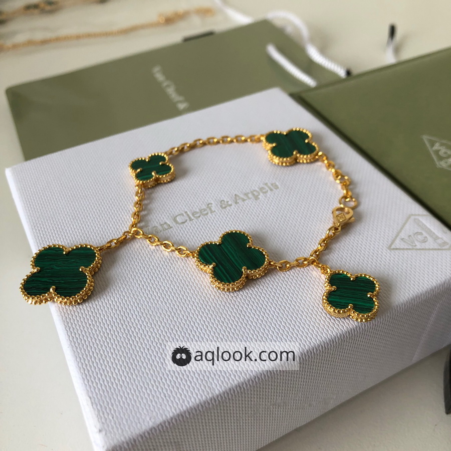 VanCleef&Arpels Bracelets