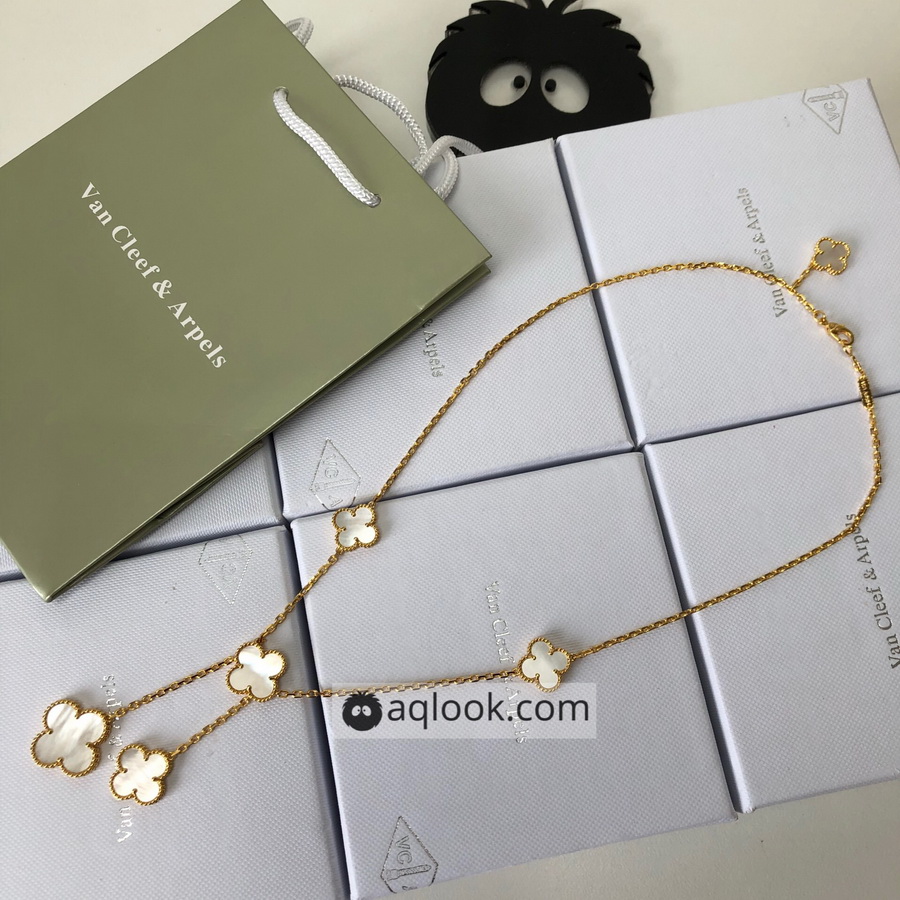 VanCleef&Arpels Necklaces