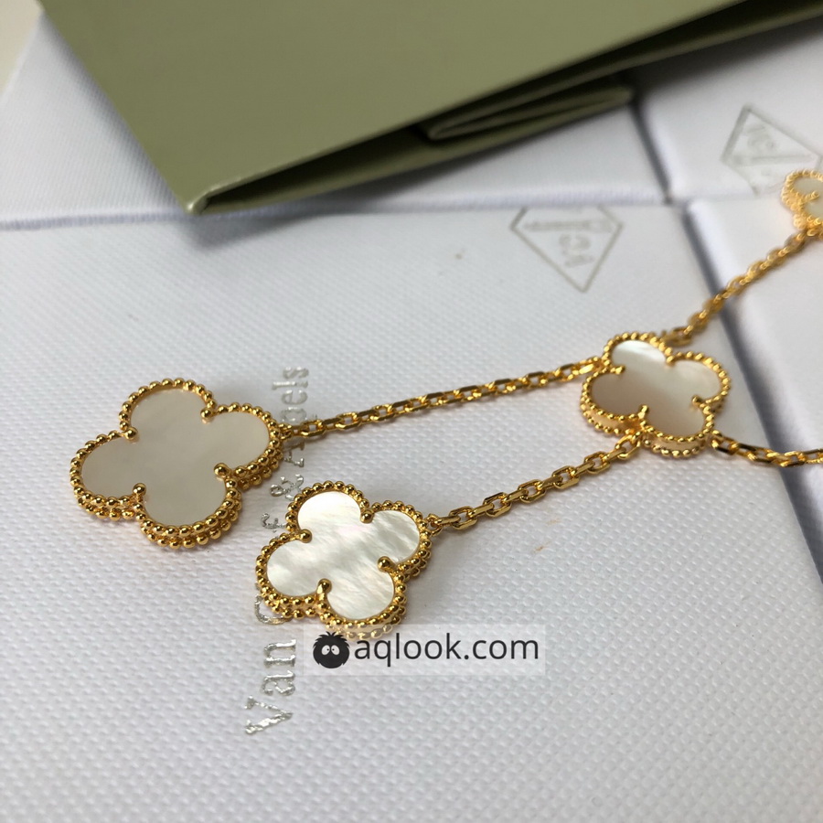 VanCleef&Arpels Necklaces
