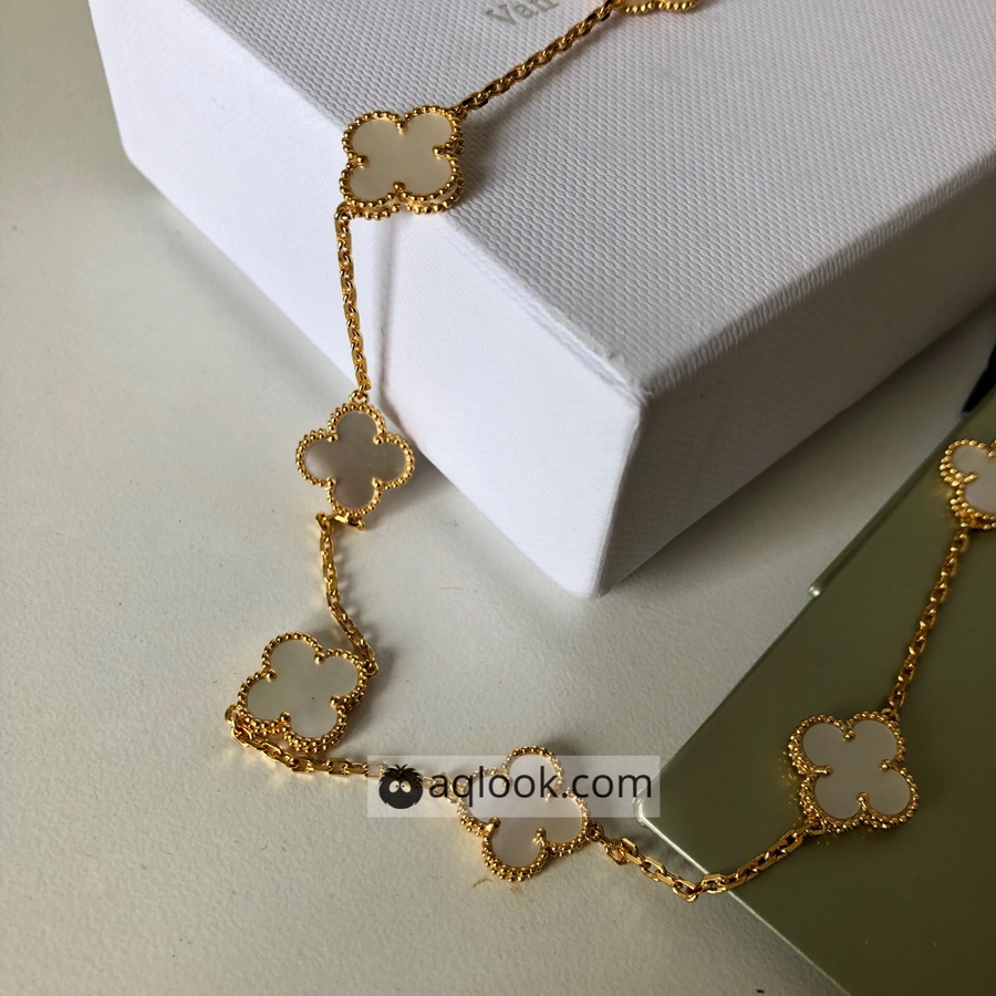 VanCleef&Arpels Necklaces