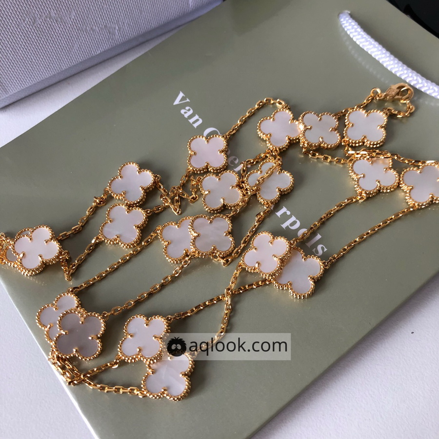VanCleef&Arpels Necklaces